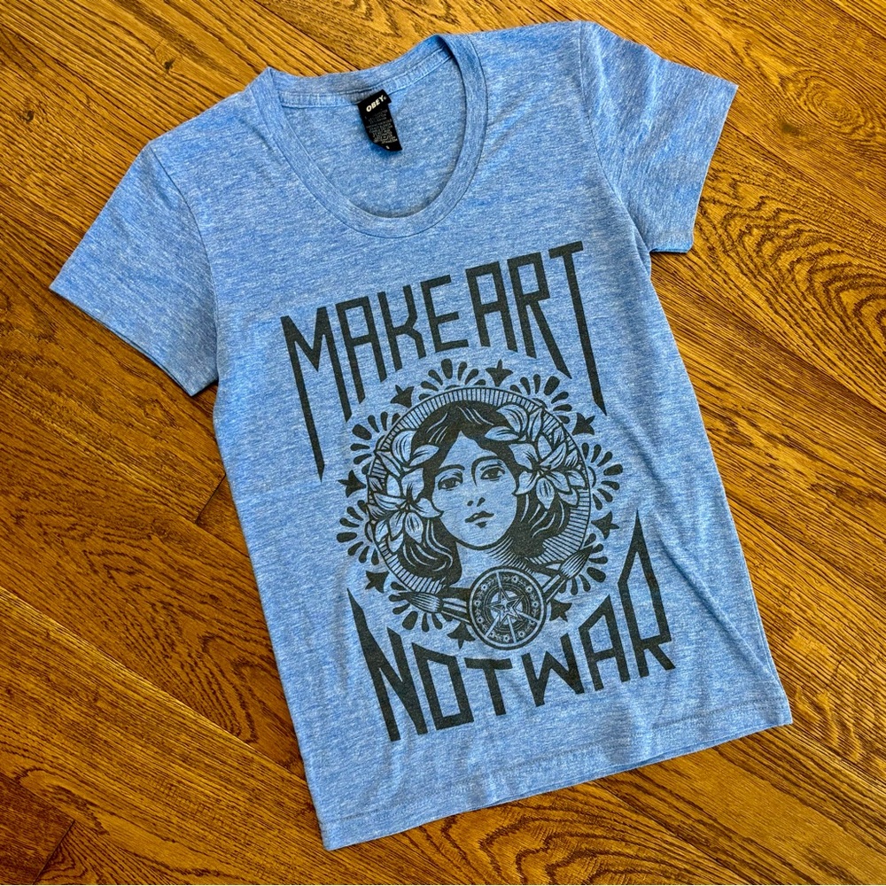 Obey Make art not war t-shirt - Picture 2 of 7